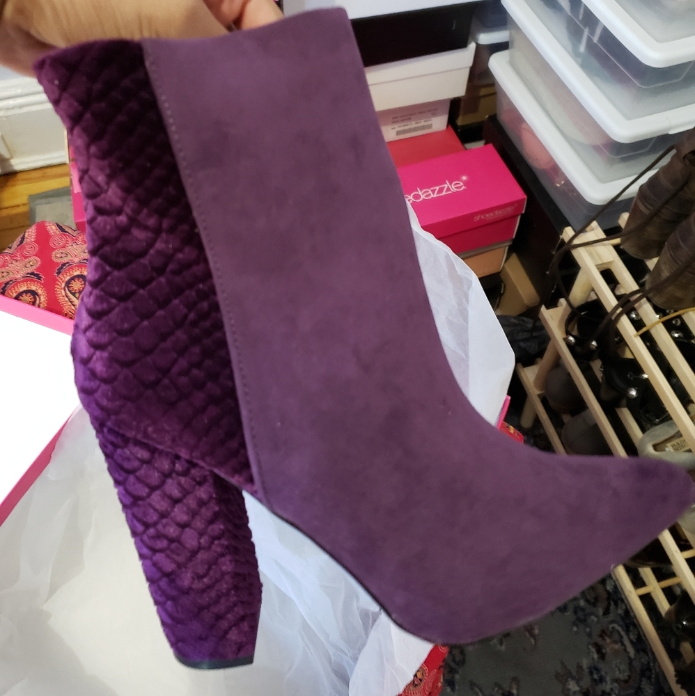 Brand new never worn purple velvet booties 💜